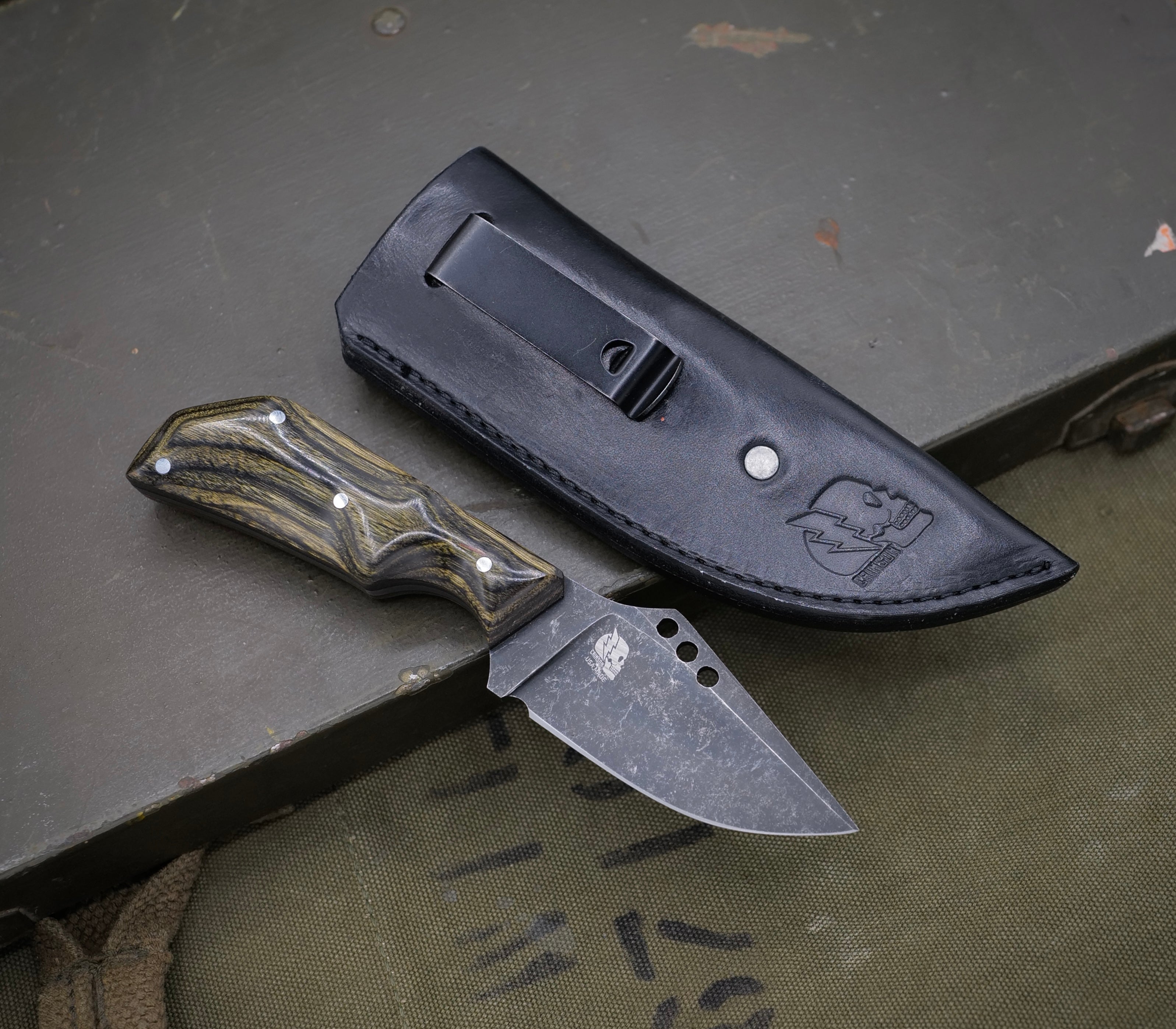 The Duke Custom 1 of 1 - Hollow Grind / Dark Stonewash / Dyma OD Green Wood Handle / SHEATH INCLUDED